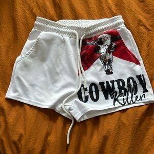 Women’s shorts, size small